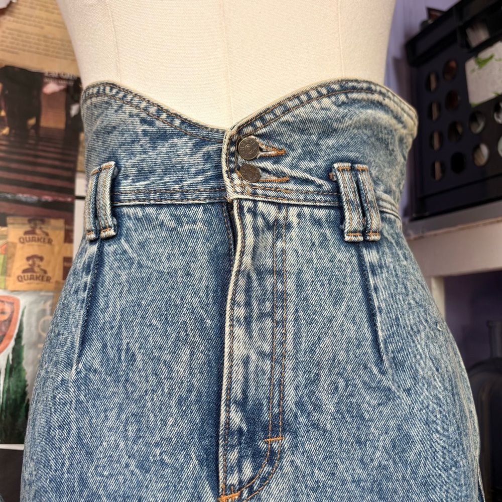 Vintage Acid Wash High-Waisted Denim Midi Skirt - Picture 3 of 9